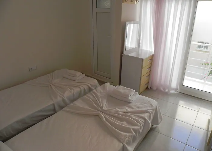 Evin Altinkum (Aydin)